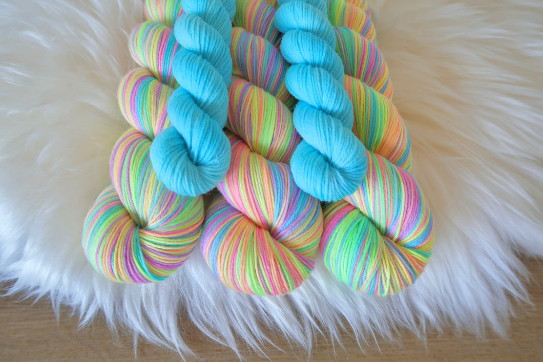 Rainbow Breeze self-striping yarn