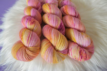 Load image into Gallery viewer, Sweetheart - Silver Sparkle DK

