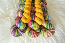 Load image into Gallery viewer, Autumble self-striping yarn
