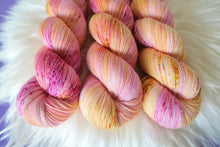 Load image into Gallery viewer, Sweetheart - Smooth Sock

