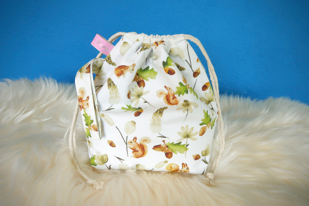 Squirrels Drawstring project bag
