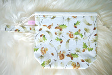 Load image into Gallery viewer, Squirrels Drawstring project bag
