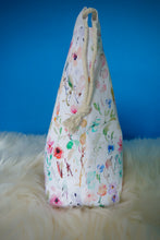 Load image into Gallery viewer, Floral Drawstring project bag
