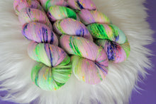 Load image into Gallery viewer, Flower Beds - Neon Tweed Sock
