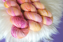 Load image into Gallery viewer, Sweetheart - Smooth Sock
