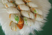 Load image into Gallery viewer, Pumpkin Patch - Silver Sparkle DK
