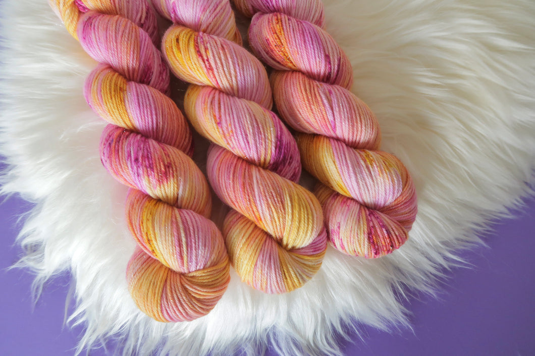 Sweetheart - Silver Sparkle DK