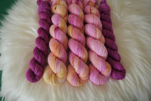 Load image into Gallery viewer, Sweetheart - Sock Set - Smooth Sock
