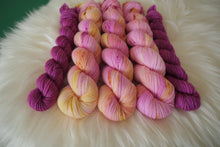 Load image into Gallery viewer, Sweetheart - Sock Set - Smooth Sock
